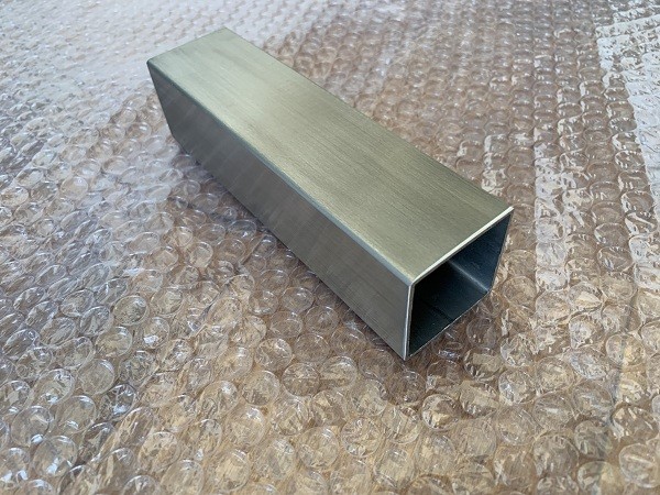 لوله میدان فولادی ضد زنگ Inox جوش داده شده شکل مربع 22.2 × 22.2mm 40 × 40mm