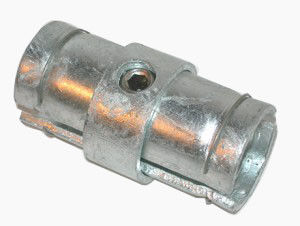 اتصالات لوله و لوله لوله ای گالوانیزه داغ ، فولاد کربن Q235 ساخته شده است